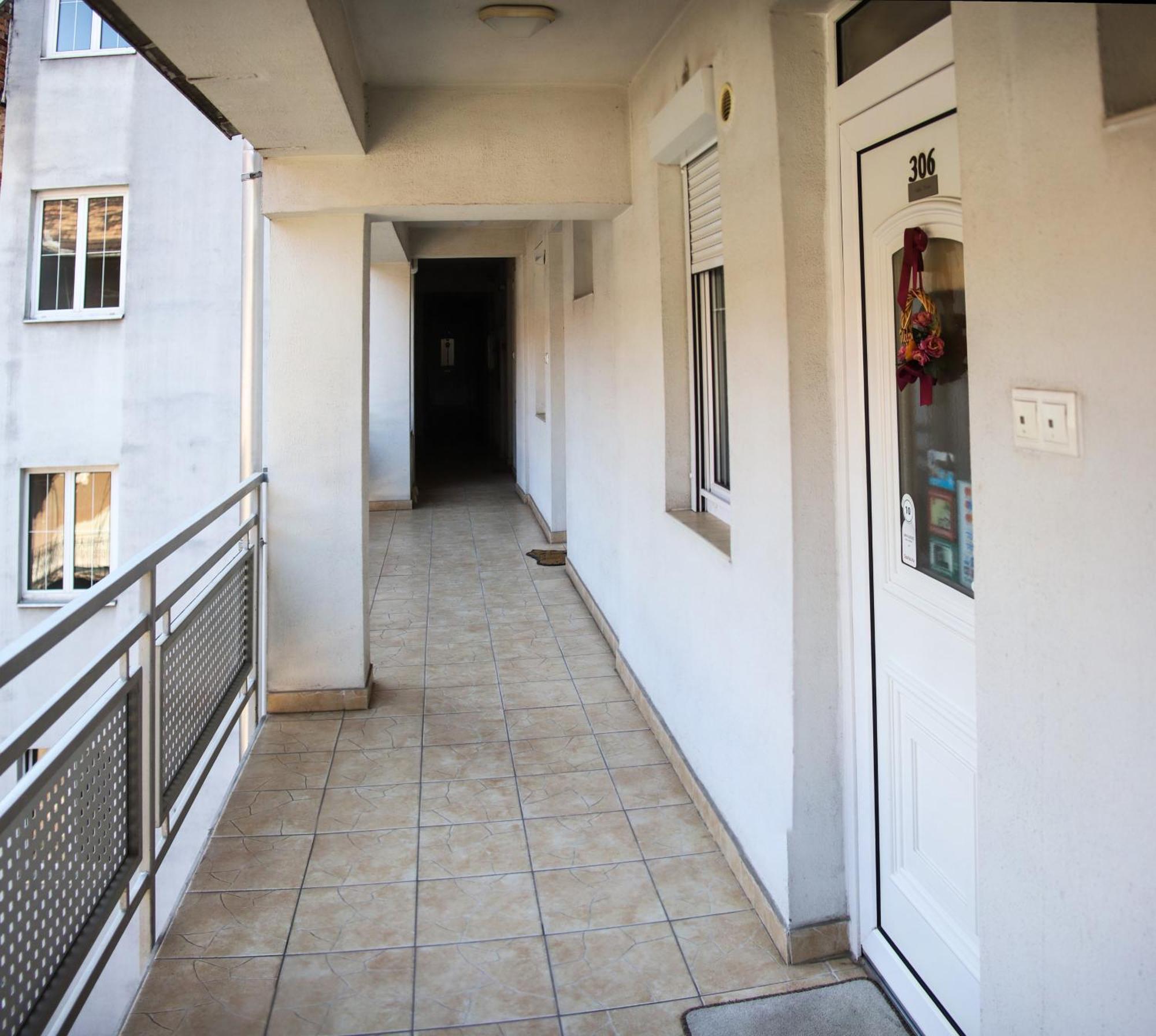 Dia Apartman ميسكولك المظهر الخارجي الصورة